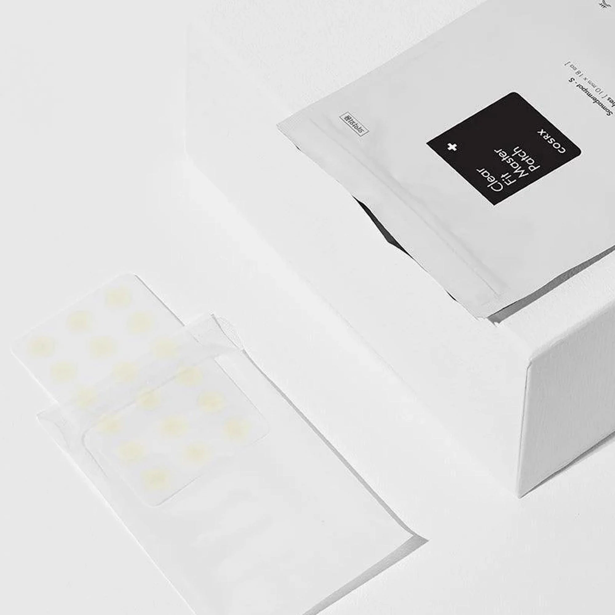 COSRX Clear Fit Master Pimple Patch 18 Patches - Image 4